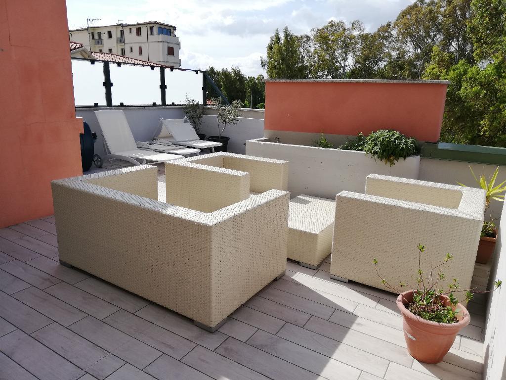 Appartamento con ampia terrazza